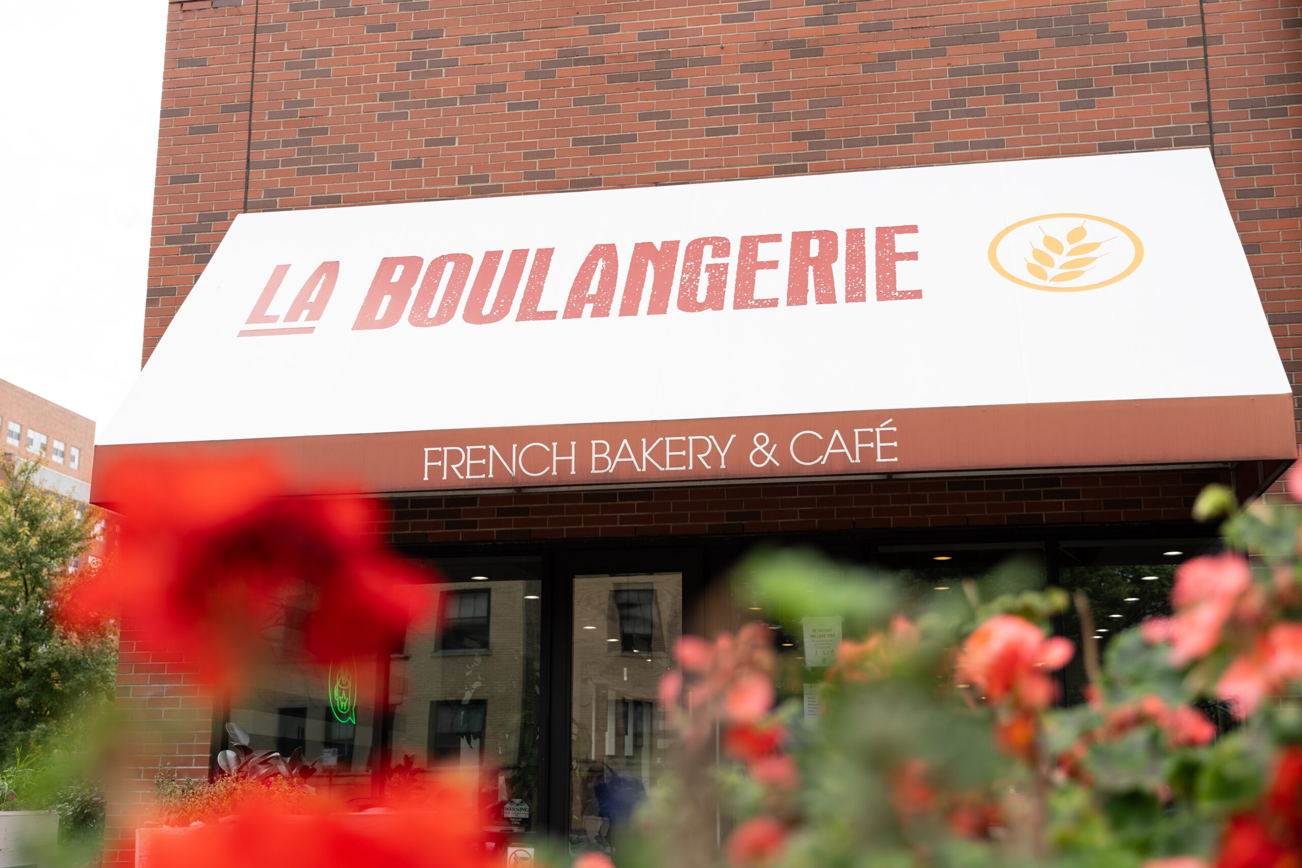 Episode Recap:  La Boulangerie & Ravenswood Condo Tour